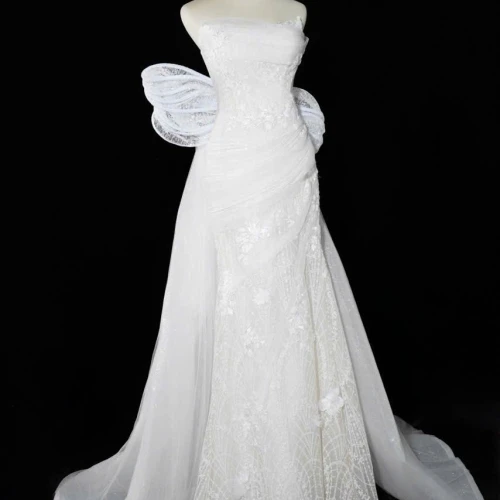 GLAMOUR ĐÃI TIỆC