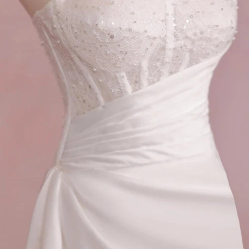VÁY CƯỚI ĐI BÀN TRENDY