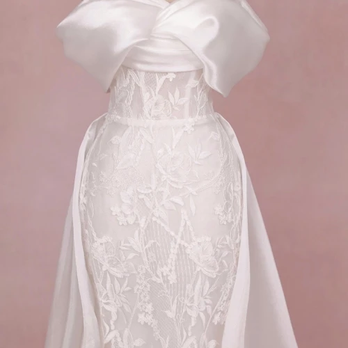 VÁY CƯỚI ĐI BÀN TRENDY