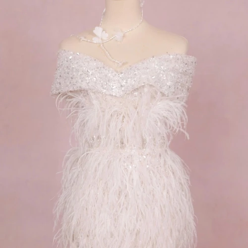 VÁY CƯỚI ĐI BÀN TRENDY