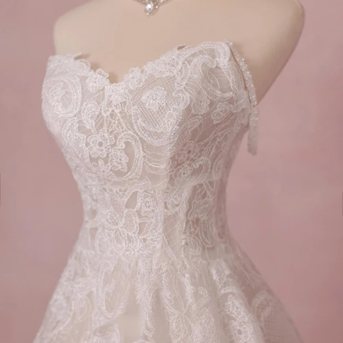 VÁY CƯỚI ĐI BÀN TRENDY