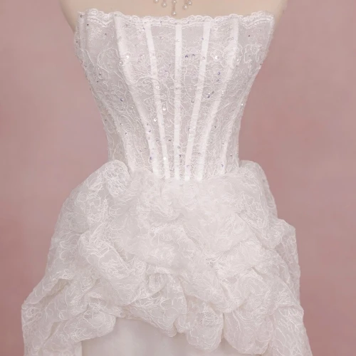 VÁY CƯỚI ĐI BÀN TRENDY
