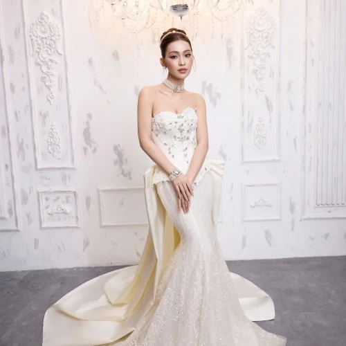 GLAMOUR ĐÃI TIỆC