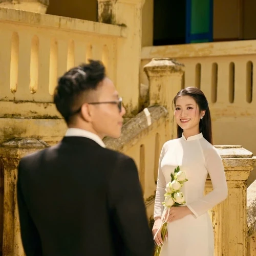 ALBUM CÔN ĐẢO