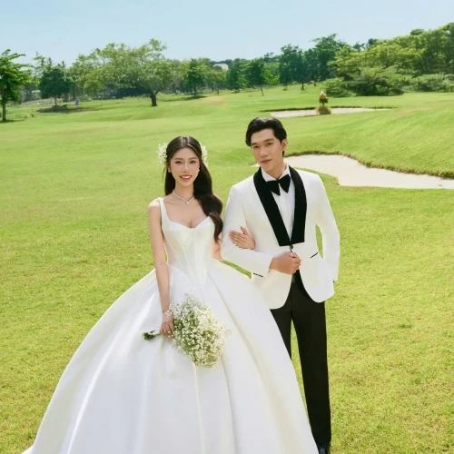 ẢNH CUỚI NGOẠI CẢNH SÂN GOLF